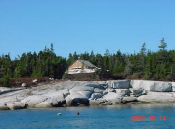 <span>A beautiful island home:</span>